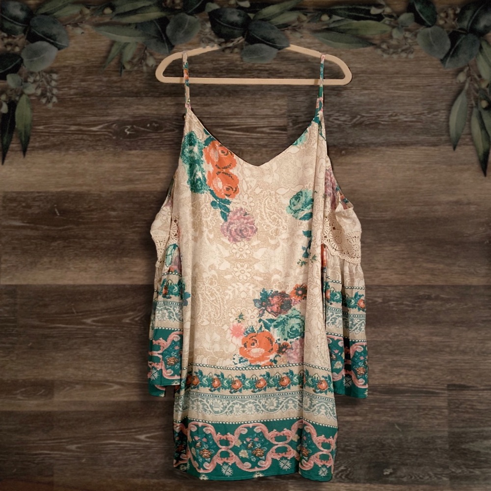 NWOT Boho Cold Shoulder Dress